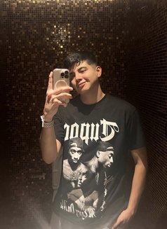 SergioXL Latin - Male escort in Dubai Photo 15 of 17