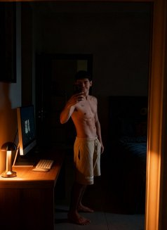 SergioXL Latin - Male escort in Dubai Photo 18 of 18