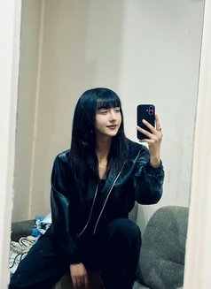 Serine Dion - Transsexual escort in Bangalore Photo 3 of 4