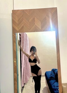 Serine Dion - Transsexual escort in Bangalore Photo 4 of 5