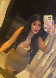 Serine - escort in Dubai Photo 1 of 4