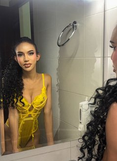 SERVE YOUR QUEEN RIRI - Acompañantes transexual in Dubai Photo 2 of 18