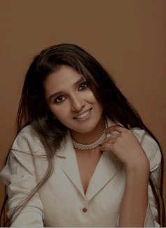 100% Genuine Service 24/7 Available - puta in Pune Photo 1 of 3