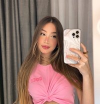Service at Home Eu Girl - puta in Riyadh