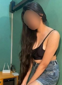Live Cam and meet Available - escort in Bangalore Photo 4 of 4