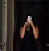 Service - escort in Paris