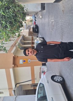 SHAIN: YOUNG, HANDSOME manama - Acompañantes masculino in Al Manama Photo 9 of 10