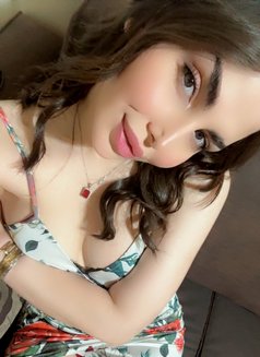 Sese alali - Transsexual escort in Beirut Photo 9 of 9