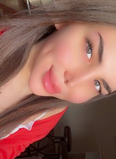 Sese alali - Transsexual escort in Beirut Photo 18 of 19