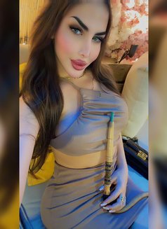 Sese alali - Transsexual escort in Beirut Photo 11 of 25
