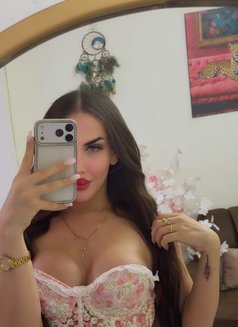 Sese alali - Acompañantes transexual in Beirut Photo 13 of 25