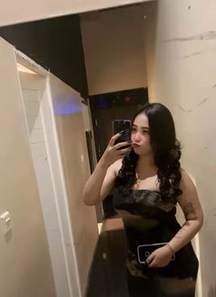 Sesillia - escort in Kuala Lumpur Photo 5 of 10