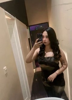 Sesillia - escort in Kuala Lumpur Photo 6 of 10