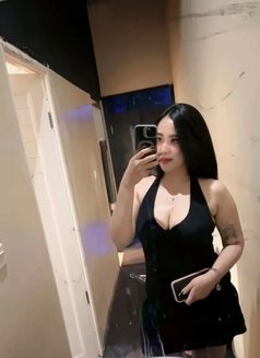 Sesillia - escort in Kuala Lumpur Photo 9 of 10