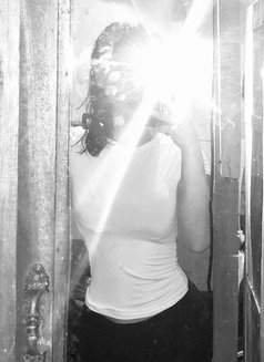 Sesu - Transsexual escort in Kathmandu Photo 5 of 8