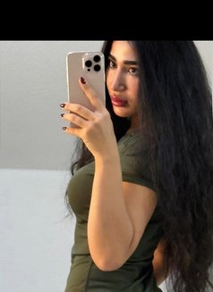 sevda - escort in Riyadh Photo 6 of 9