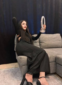 Sevda - Transsexual escort in İstanbul Photo 17 of 18
