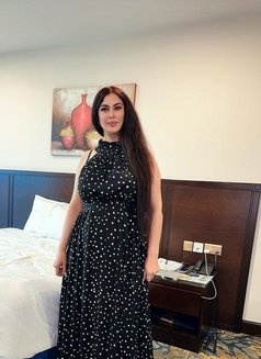 Shima - escort in Muscat Photo 1 of 4