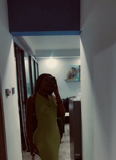 Seven - escort in Nairobi Photo 3 of 5