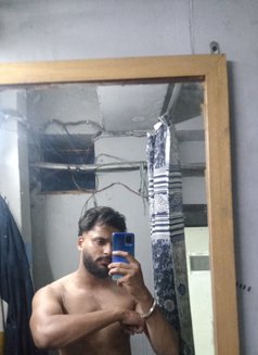 Sevi - Male escort in Ludhiana Photo 5 of 5