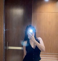 Sevie - escort in Davao