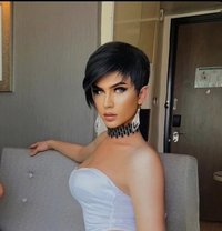 Seville Xxl - Transsexual escort in Dubai