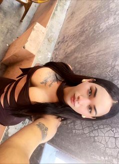 Sewani Karki - Dominadora transexual in Kathmandu Photo 3 of 7