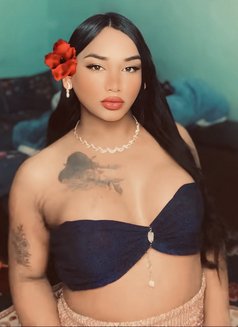 Sewani Karki - Dominadora transexual in Kathmandu Photo 10 of 14