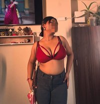 Cam girl - escort in New Delhi