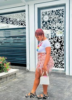 Sex - escort in Muscat Photo 2 of 5