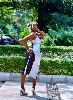 Sex - escort in Şalālah Photo 2 of 5