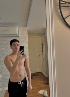 Sex/Cam Show 20 🇵🇭🇪🇸 - Male escort in Makati City Photo 8 of 9