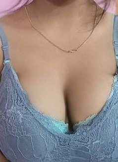 Sex Chat and Cam - escort in Pune Photo 4 of 6