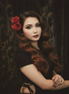 Sex Goddess trixie - Acompañantes transexual in Bangalore Photo 11 of 14