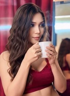 Sex Goddess trixie - Acompañantes transexual in Bangalore Photo 14 of 14