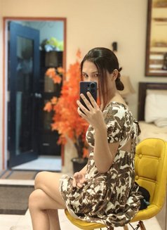 Sex Goddess trixie - Transsexual escort in Mumbai Photo 18 of 18