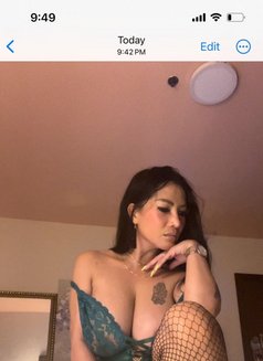 Sex hungry MILF available - escort in Dubai Photo 11 of 16