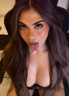 Sex Lover Sasha - puta in Tokyo Photo 6 of 6