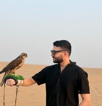 Sex Toper - Male escort in Dubai Photo 2 of 9