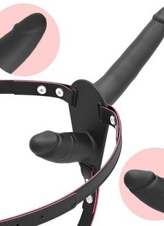 Sex toys will make your dream come true. - dominatrix in Riyadh Photo 3 of 13