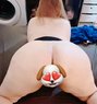 Sex Videocall - puta in Dubai Photo 2 of 3