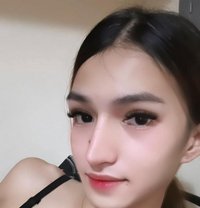 Sexiest Kim - Transsexual escort in Makati City