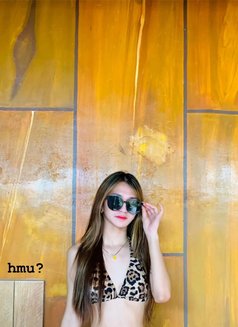 Sexiest Kim - Transsexual escort in Makati City Photo 4 of 5