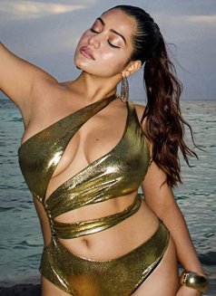 Sexiya - puta in Dubai Photo 2 of 15