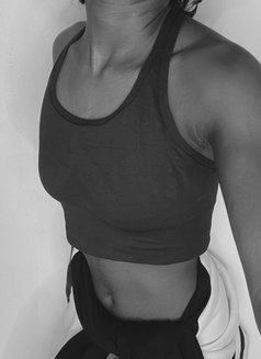 Sexting, meetups and cam session - escort in Colombo Photo 20 of 24