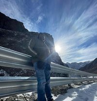 Sexual Intimacy and Desire - Acompañantes masculino in New Delhi