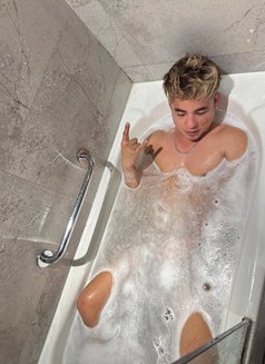 Sexxxy Hot Jock Cream Pie Sexual Desire - Male escort in Dubai Photo 2 of 30