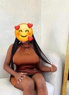 Sexy African Girl in Town to Satisy You - puta in Ahmedabad Photo 4 of 5