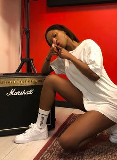 Sexy African Hot Girl Phiona - escort in Ahmedabad Photo 5 of 8