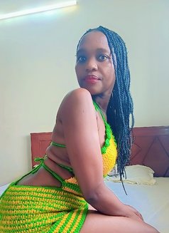 Sexy African Hot Girl Vicky - escort in Chennai Photo 6 of 10